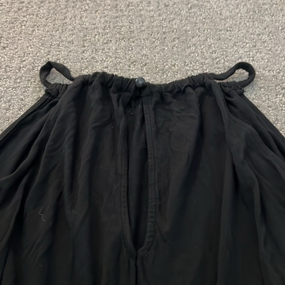 Women’s black romper size medium - Picture 6 of 6